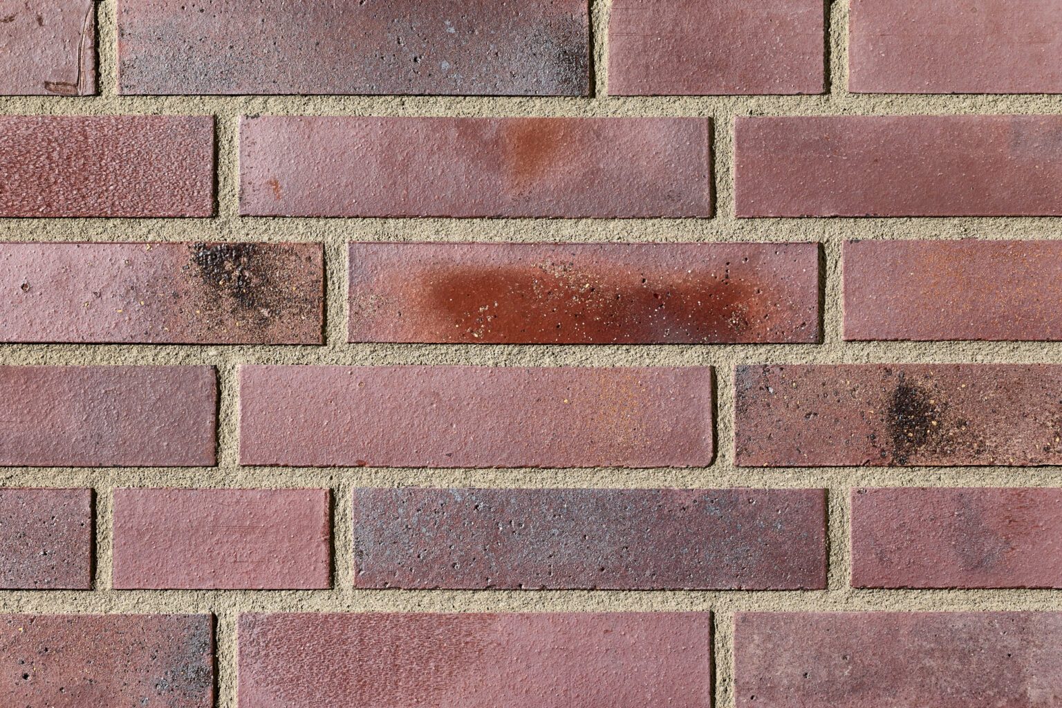 Rotherham terra rood paarse steenstrip specialist